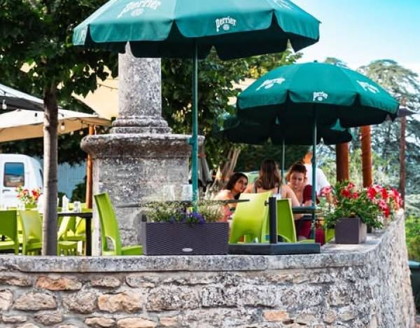 Repas de groupe - Restaurant Le Sade - restaurant LACOSTE - manger a LACOSTE