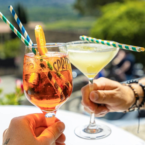 Les Boissons - Restaurant Le Sade - restaurant LACOSTE - Repas de Groupe Lacoste