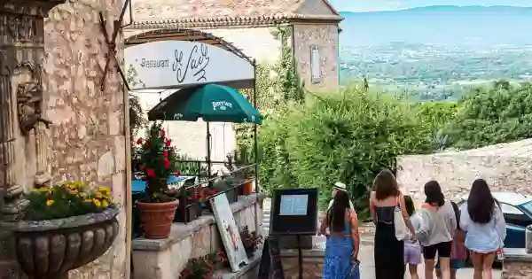 Restaurant Le Sade - restaurant LACOSTE - Repas de Groupe Lacoste